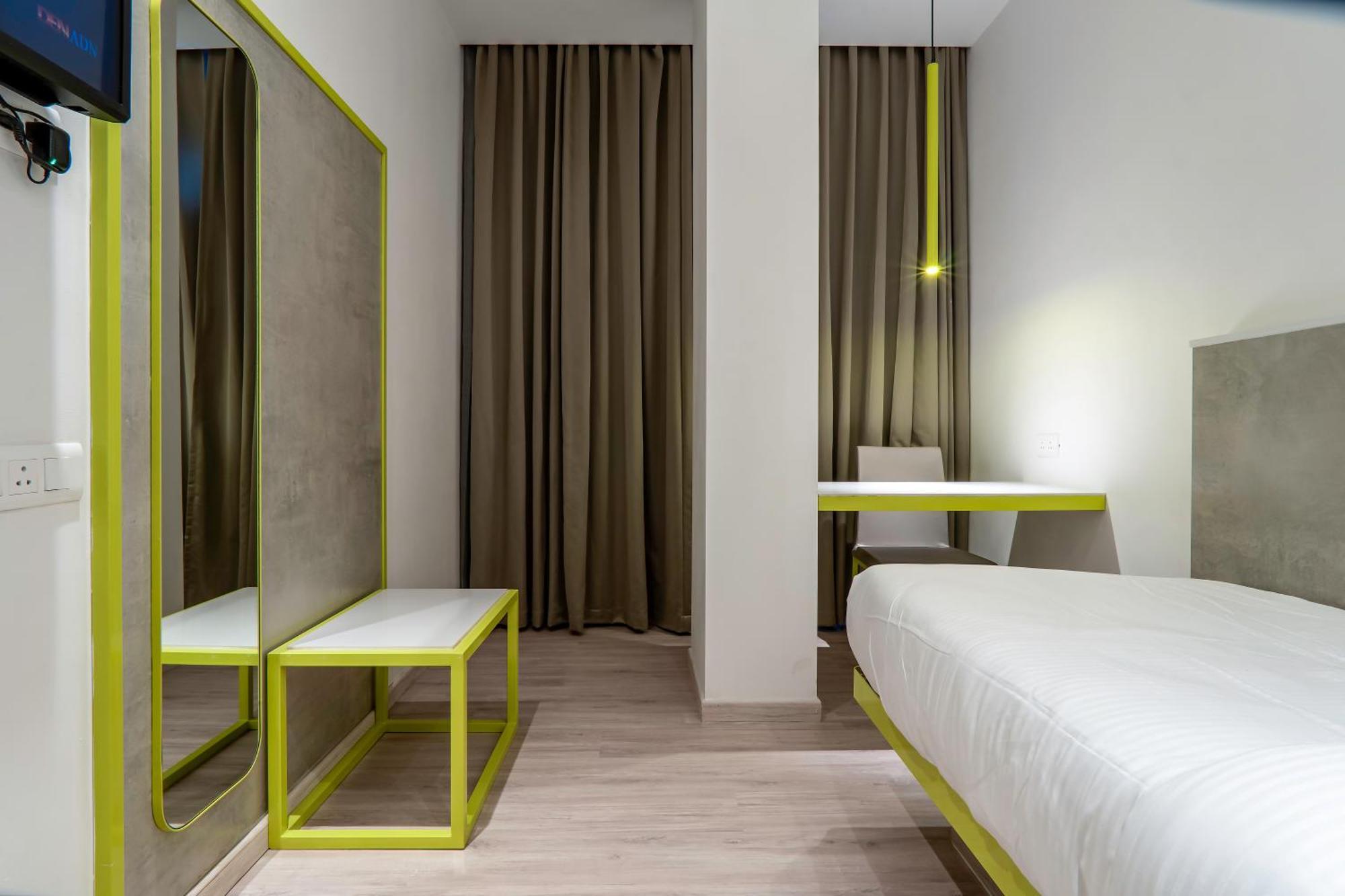 Hotel Le Roi Express Karol Bagh Delhi  Luaran gambar