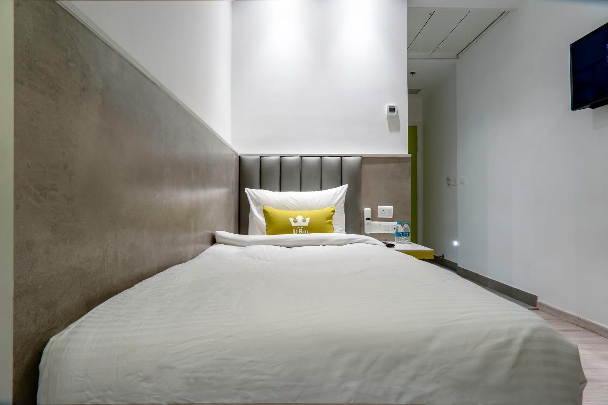 Hotel Le Roi Express Karol Bagh Delhi  Luaran gambar