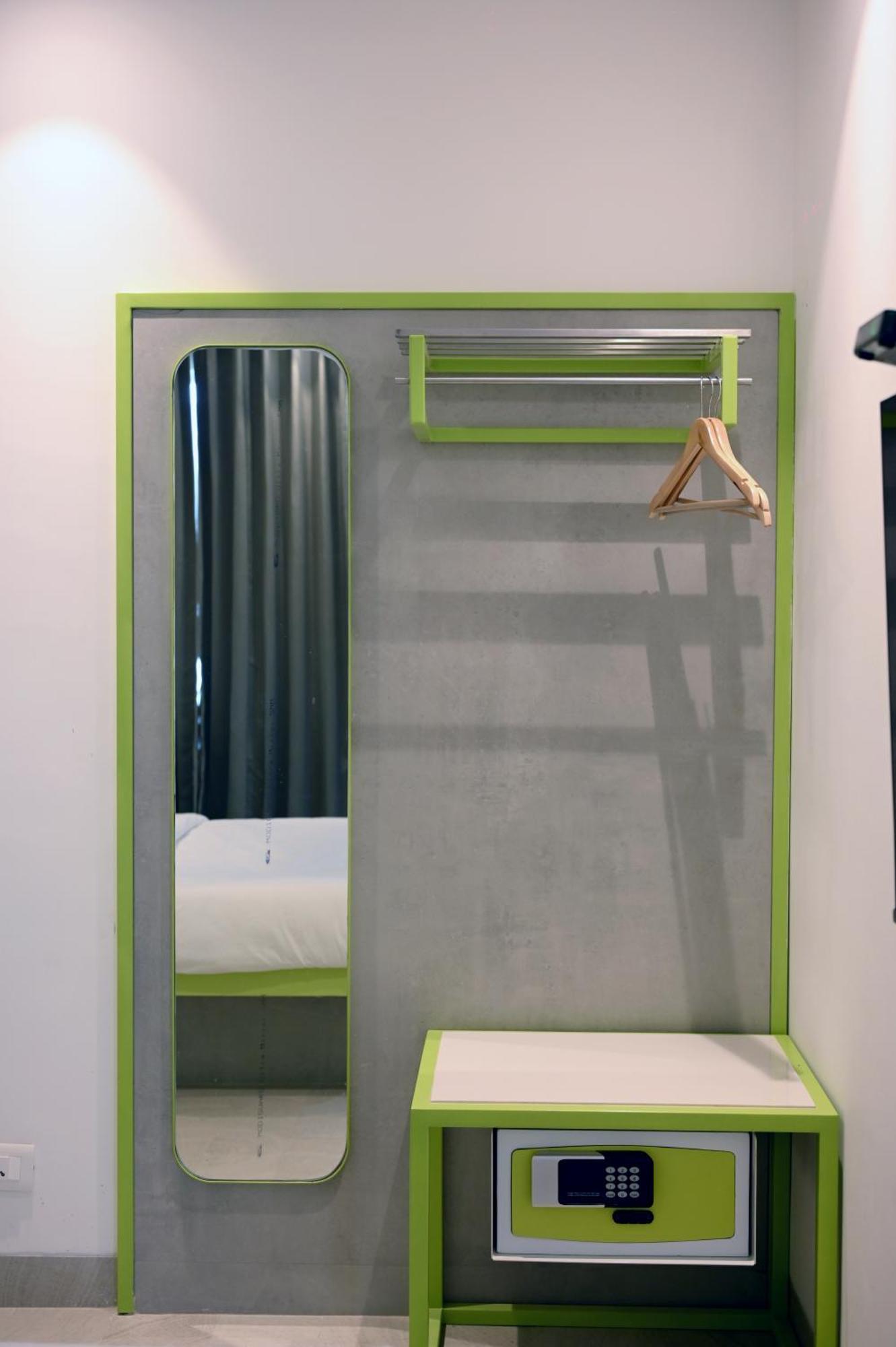 Hotel Le Roi Express Karol Bagh Delhi  Luaran gambar