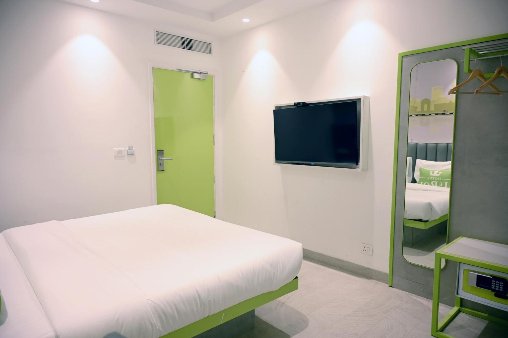 Hotel Le Roi Express Karol Bagh Delhi  Luaran gambar