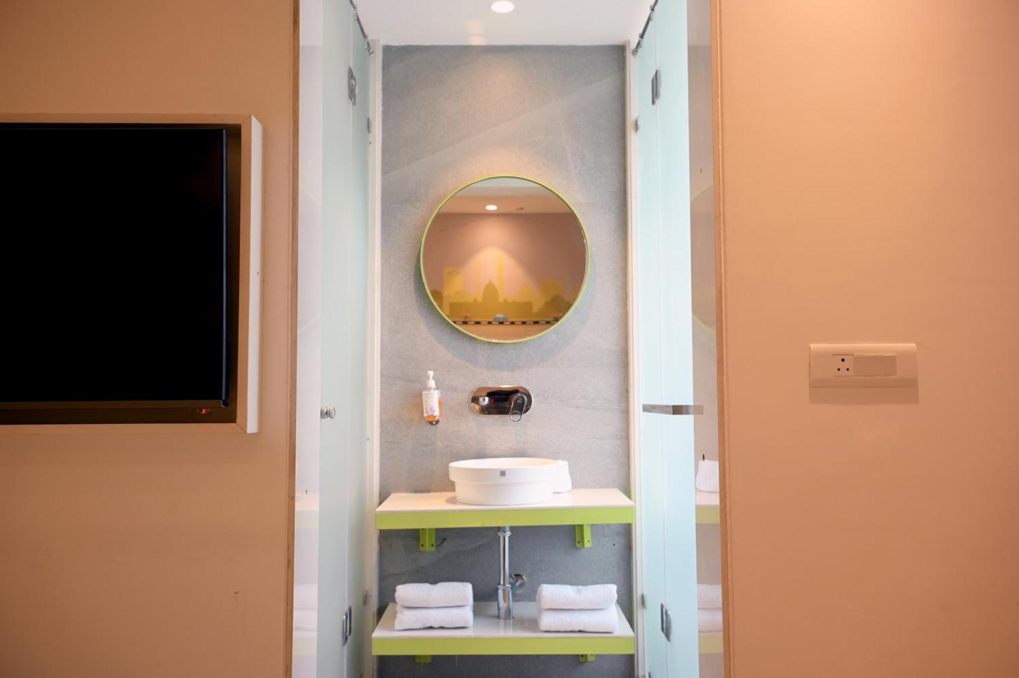 Hotel Le Roi Express Karol Bagh Delhi  Luaran gambar