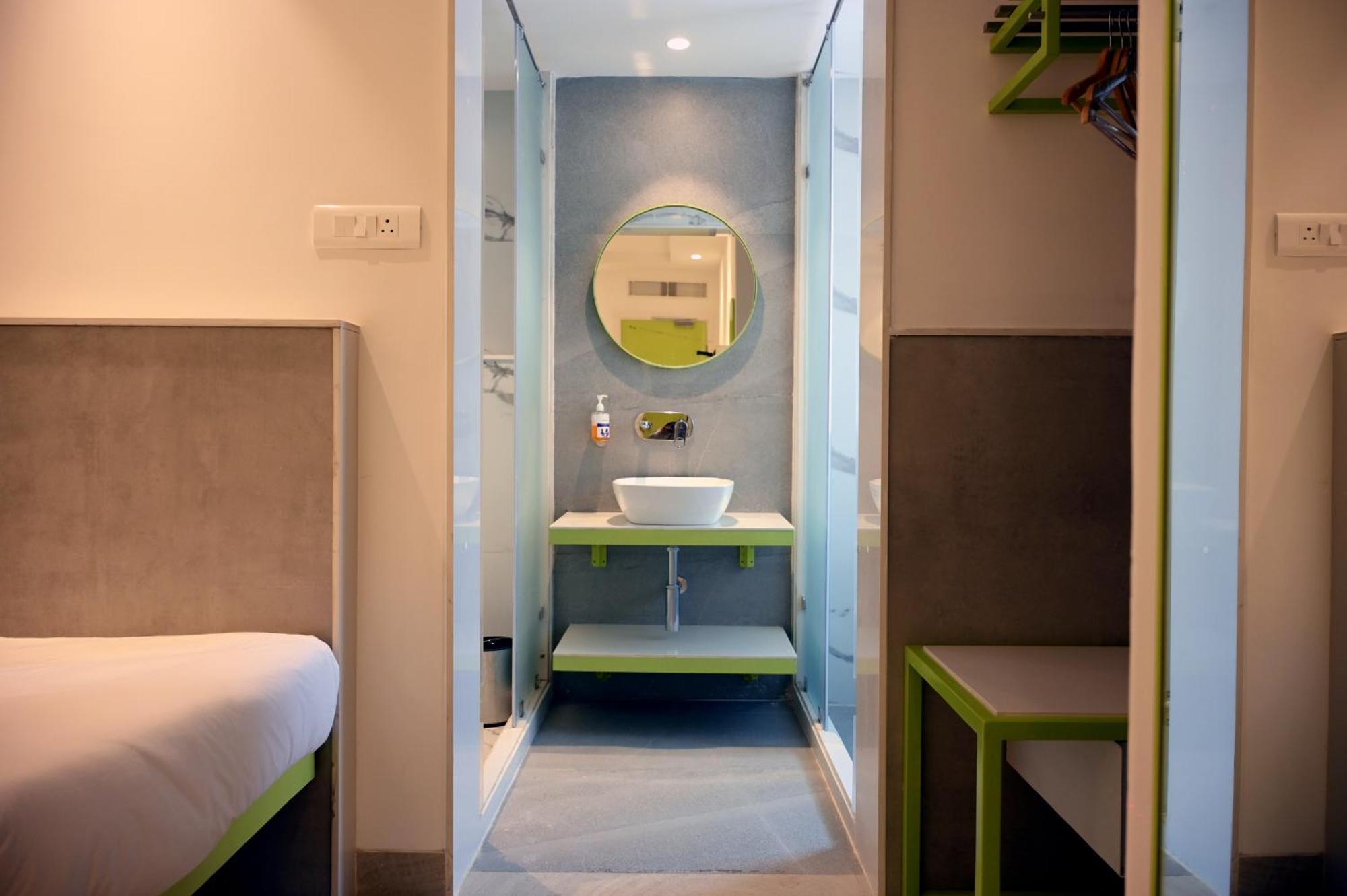 Hotel Le Roi Express Karol Bagh Delhi  Luaran gambar