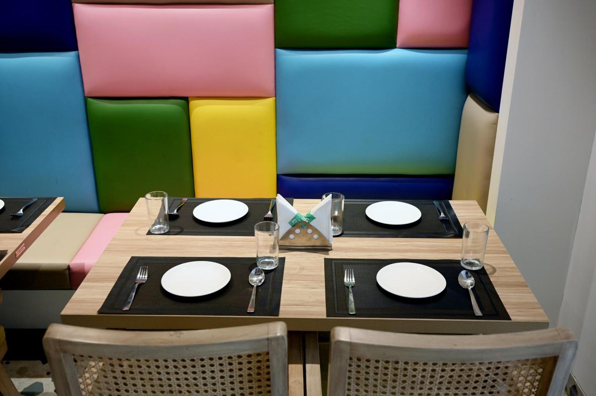 Hotel Le Roi Express Karol Bagh Delhi  Luaran gambar